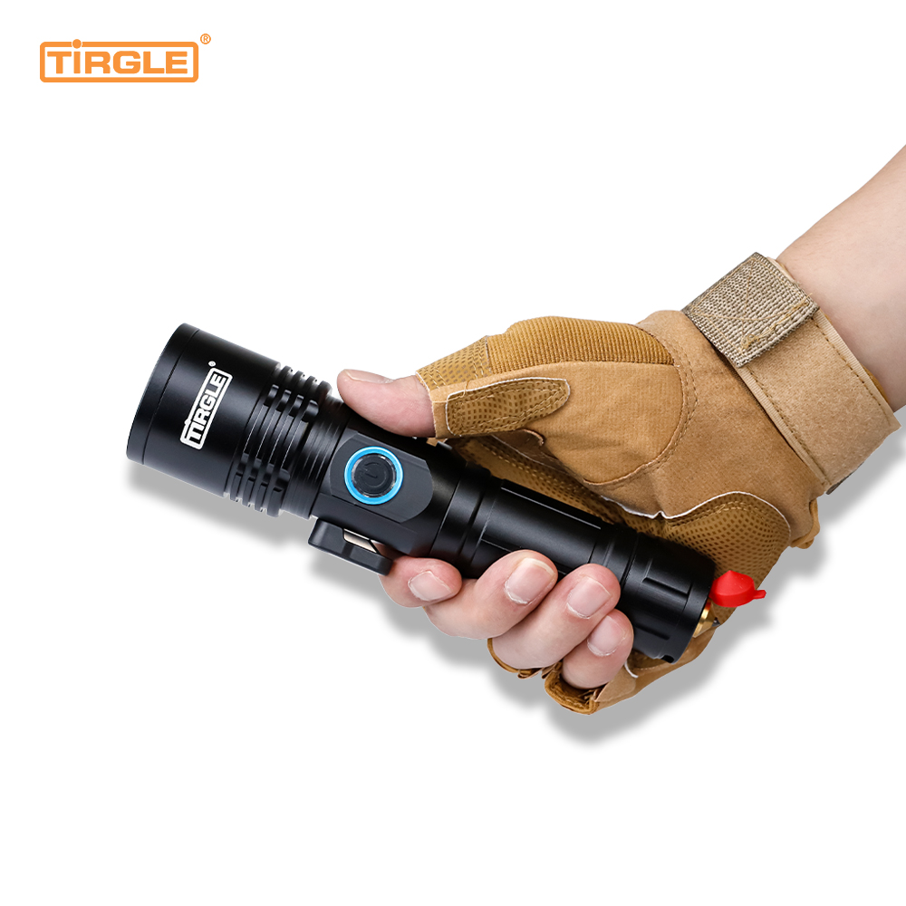 HL-5010Pro 3-speed open light aluminium alloy flashlightSafety hammerRope cutterTelescopic focusType-C fast charging USB to charge mobile phoneWaterproof torch